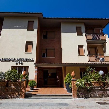 Hotel Mirella Castiglione della Pescaia Exterior foto