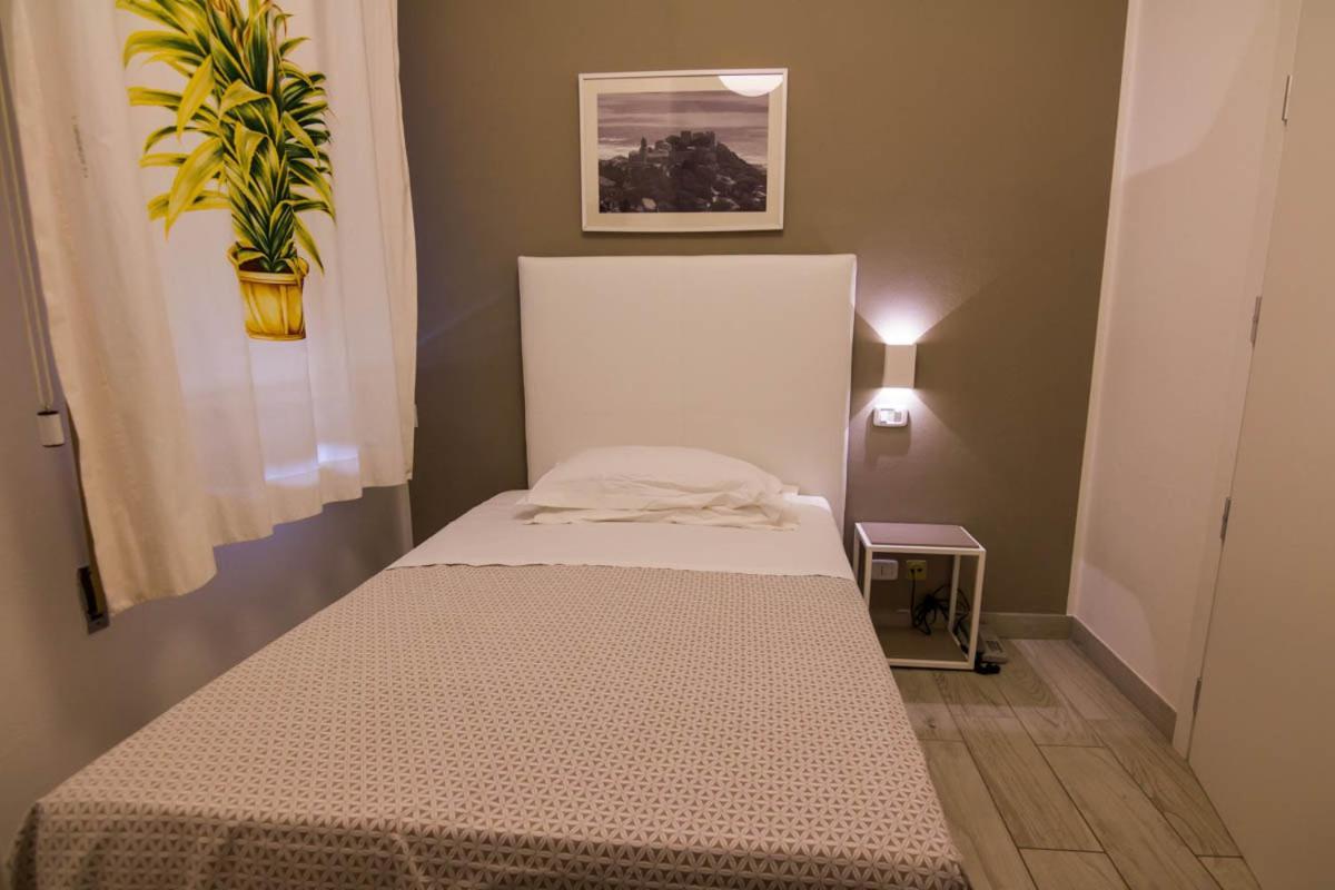 Hotel Mirella Castiglione della Pescaia Zimmer foto